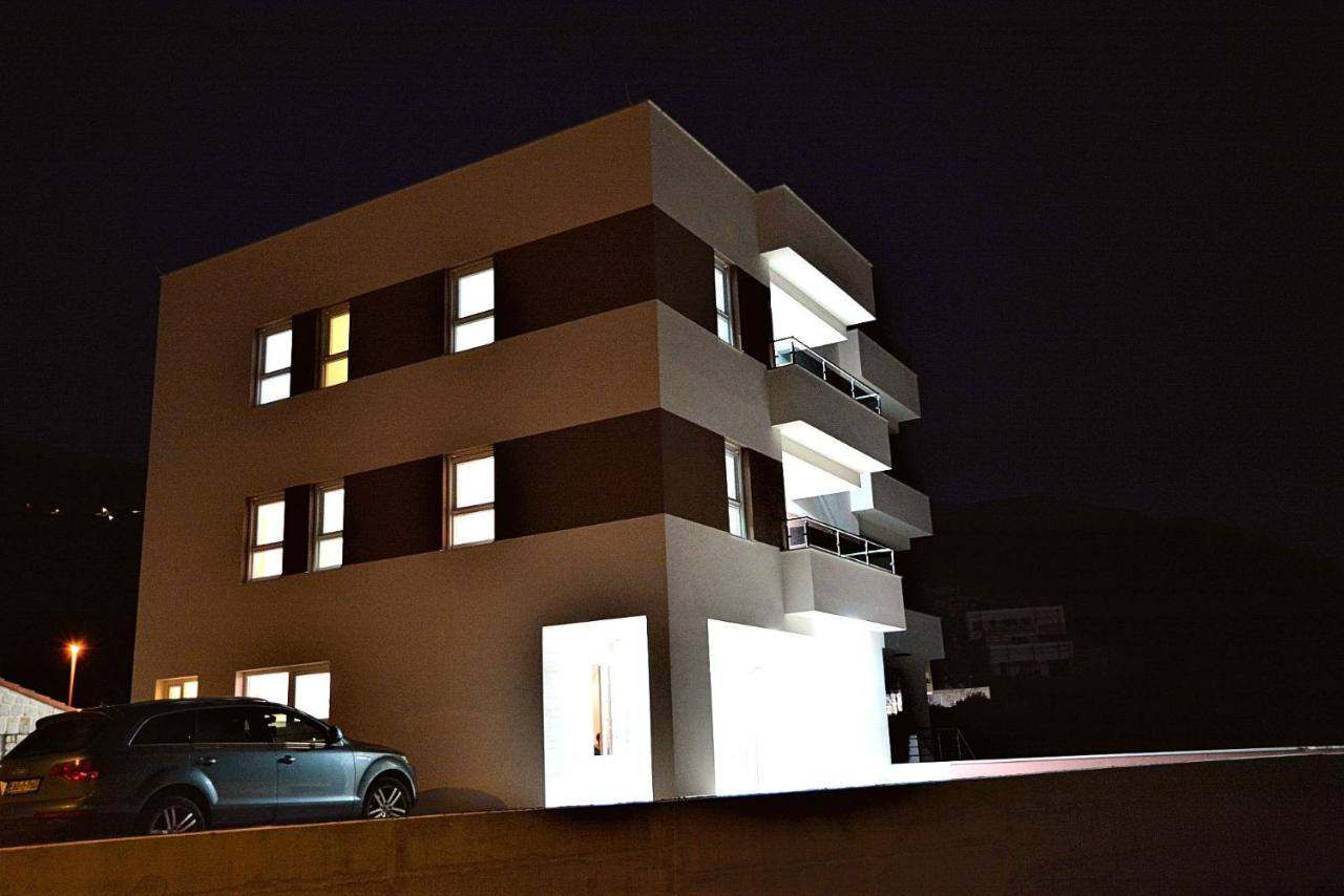 Modern Villa With Jacuzzi, Beautiful Sea View, Near Split! Villa 36A Podstrana Dış mekan fotoğraf