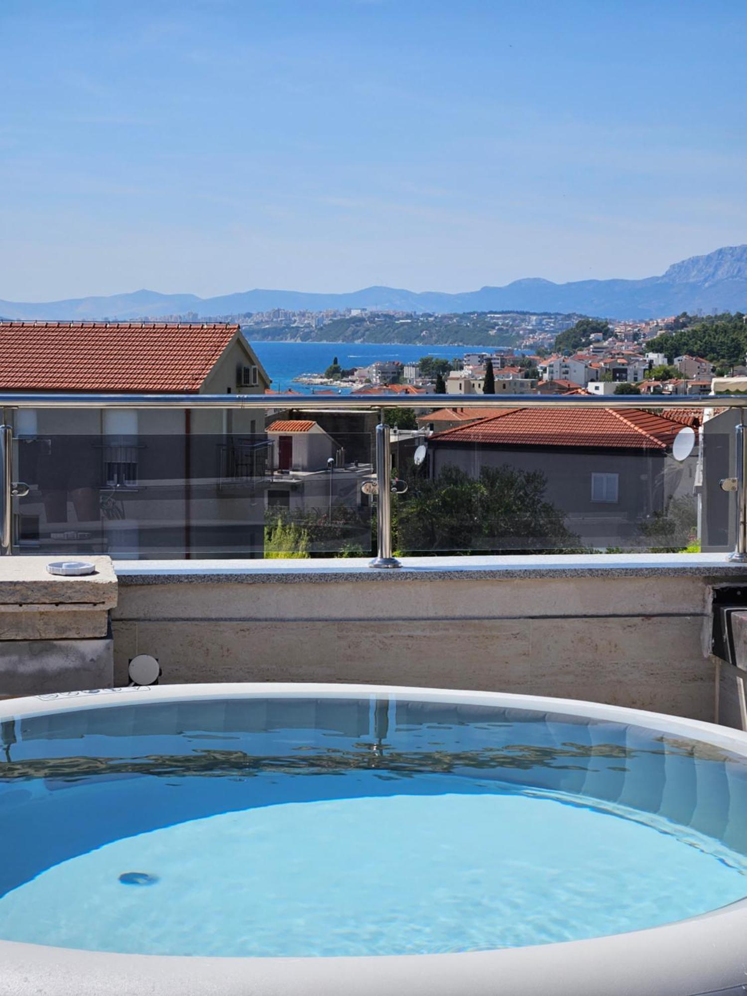 Modern Villa With Jacuzzi, Beautiful Sea View, Near Split! Villa 36A Podstrana Dış mekan fotoğraf